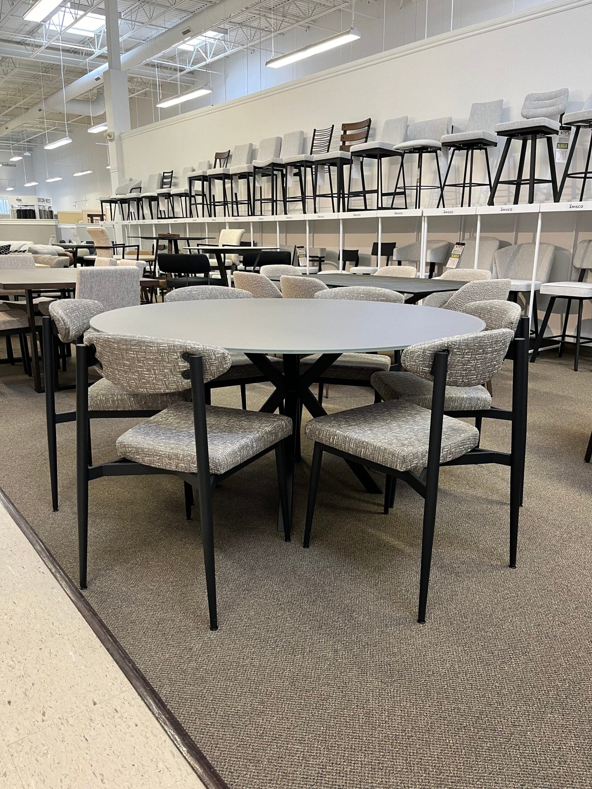 Asterisk Round Dining Table by Amisco