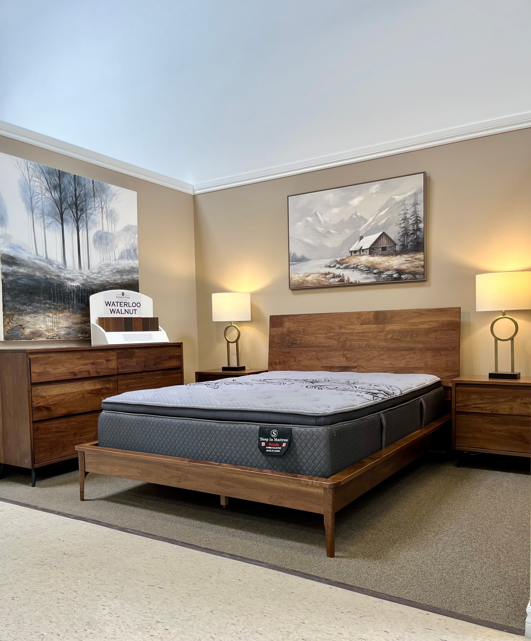Queen Evora Platform Bedroom Set by Handstone - image 1