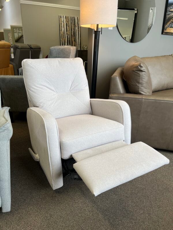 Theo Manual Recliner Chair by Palliser - Image 2