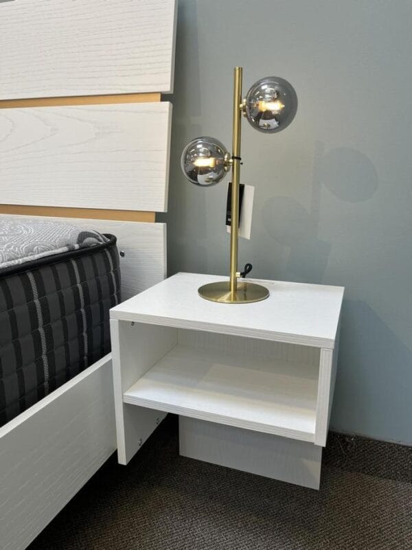 Queen Como Bedroom Set by Natart Home - Image 4