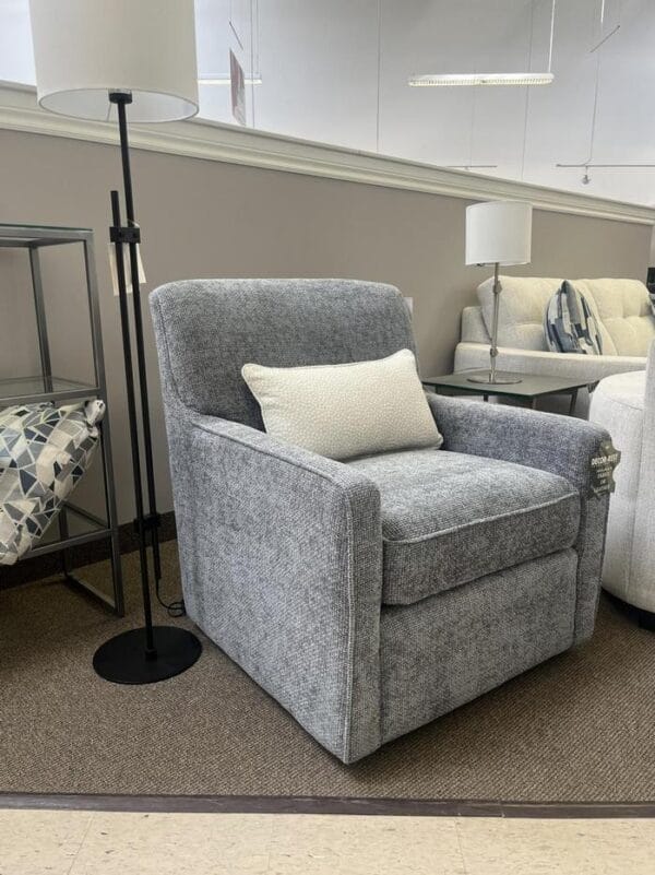 7543 Swivel Chair by Decor-Rest - Image 2