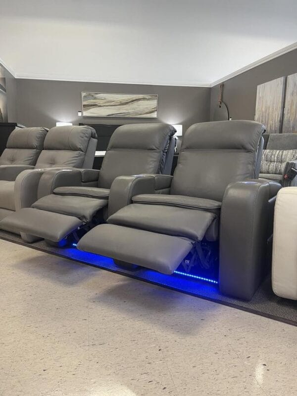 Vertex Home Theater Seating by Palliser - Image 3