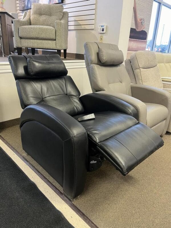 Zero Gravity Chair w/Air Massage & Heat by Palliser - Image 3