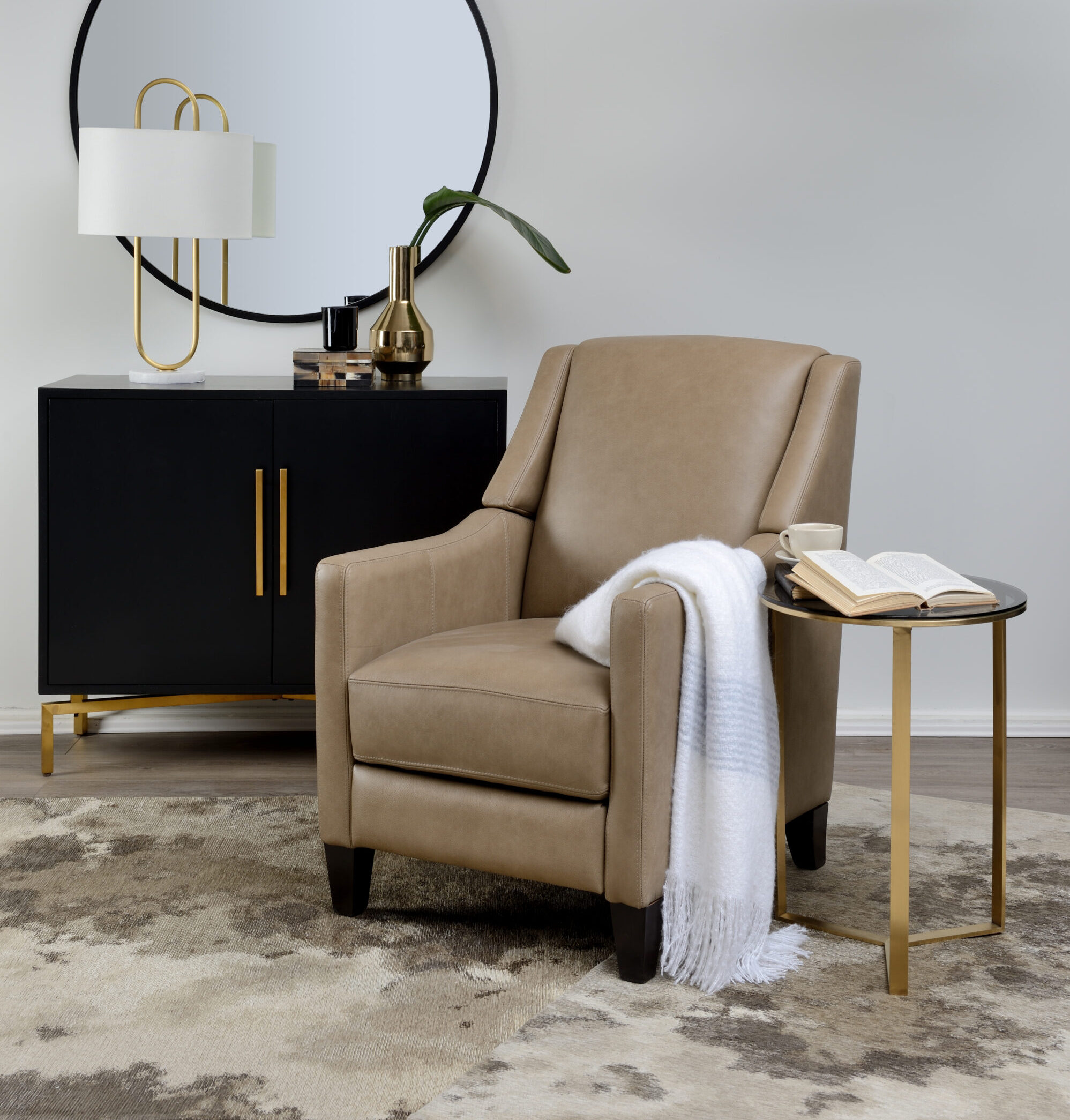 3053 Leather Power Recliner Chair by Decor-Rest