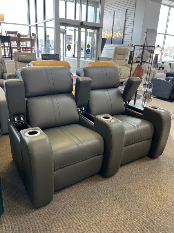 Flicks Home Theatre Seating by Palliser - Image 3