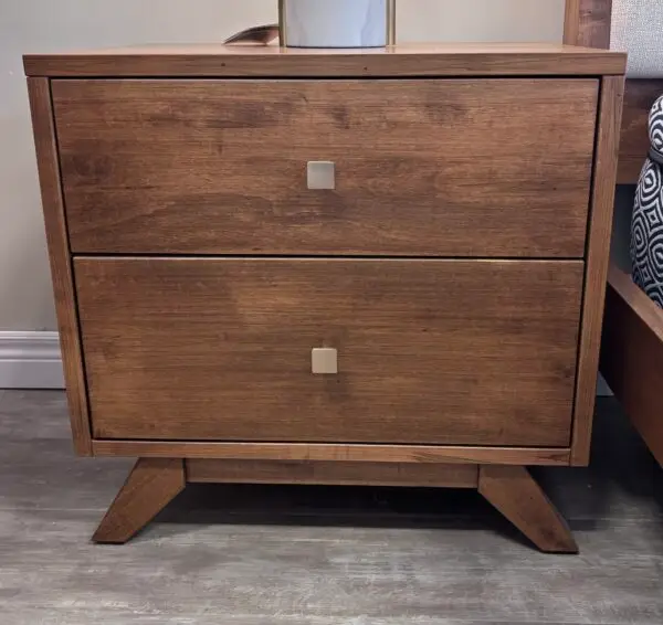 Queen Tribeca Platform Bedroom Set by Handstone - Image 2