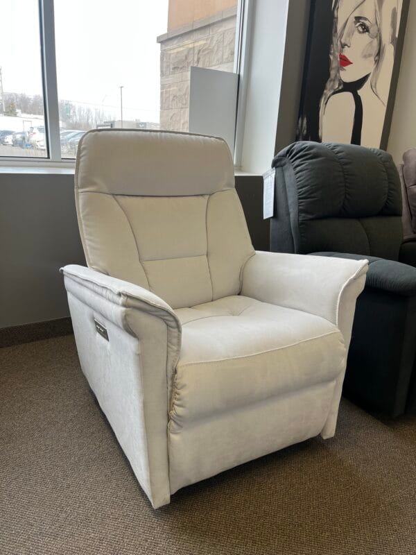Stonegate II Swivel, Glider, Power Recliner Chair by Palliser - Image 3