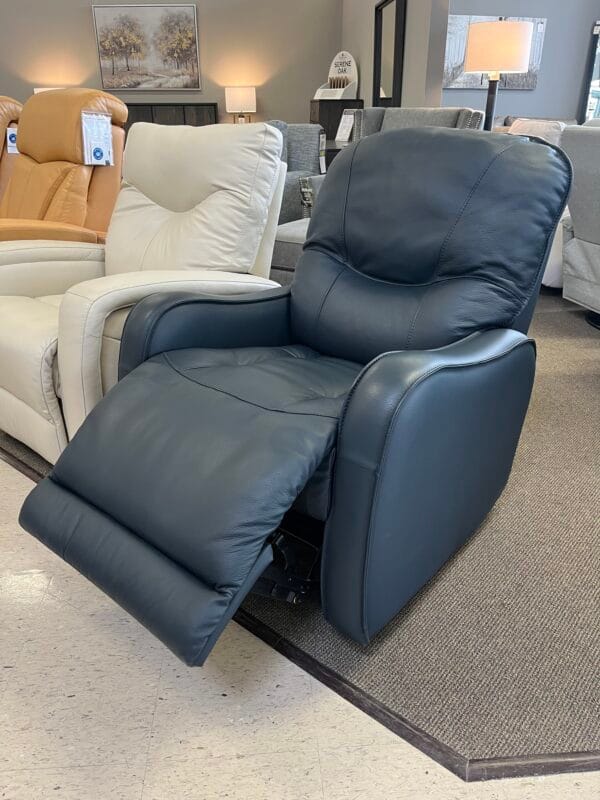 Yates Power Rocker Recliner Chair by Palliser - Image 2
