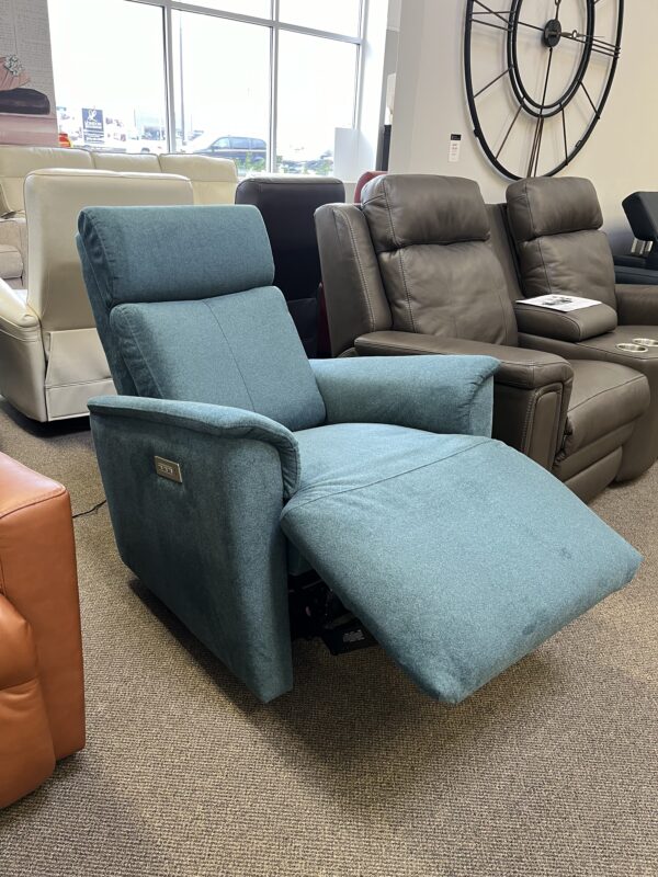 Chalet Power Recliner Chair by Palliser - Image 3