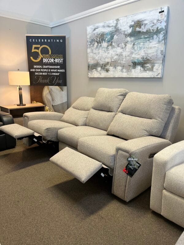 M8500PHL Power Recliner Sofa by Decor-Rest - Image 4