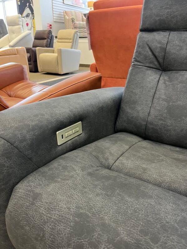 Sorrento II Swivel, Glider, Pw Recliner Chair by Palliser - Image 3