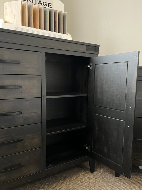 King Chattanooga Bedroom Set by Handstone - Image 6