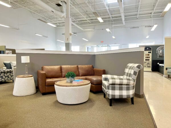 Barret Leather Sofa w/Chaise by Palliser