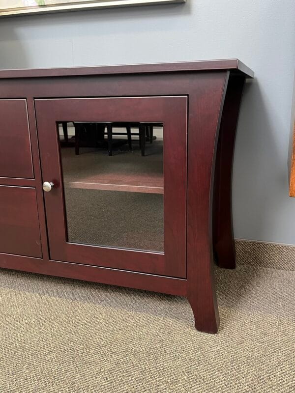 Yorkshire 62" Entertainment Unit by Handstone - Image 4