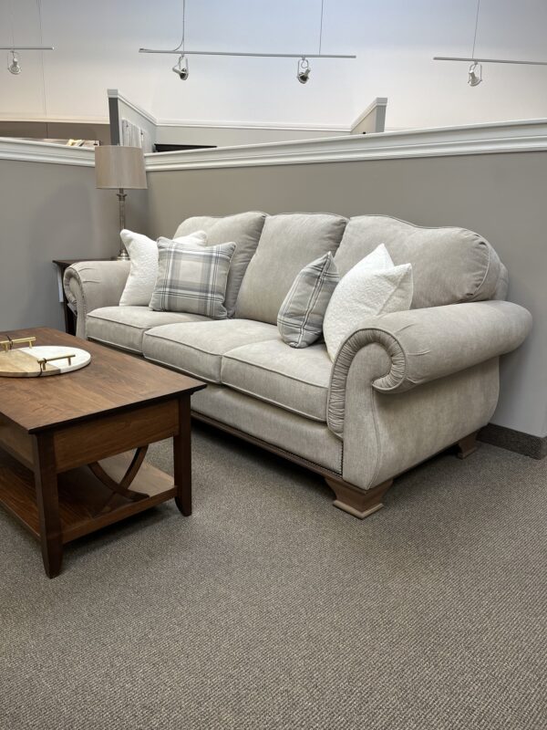 6933 Sofa by Decor-Rest - Image 2