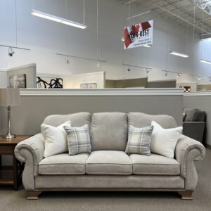 6933 Sofa by Decor-Rest