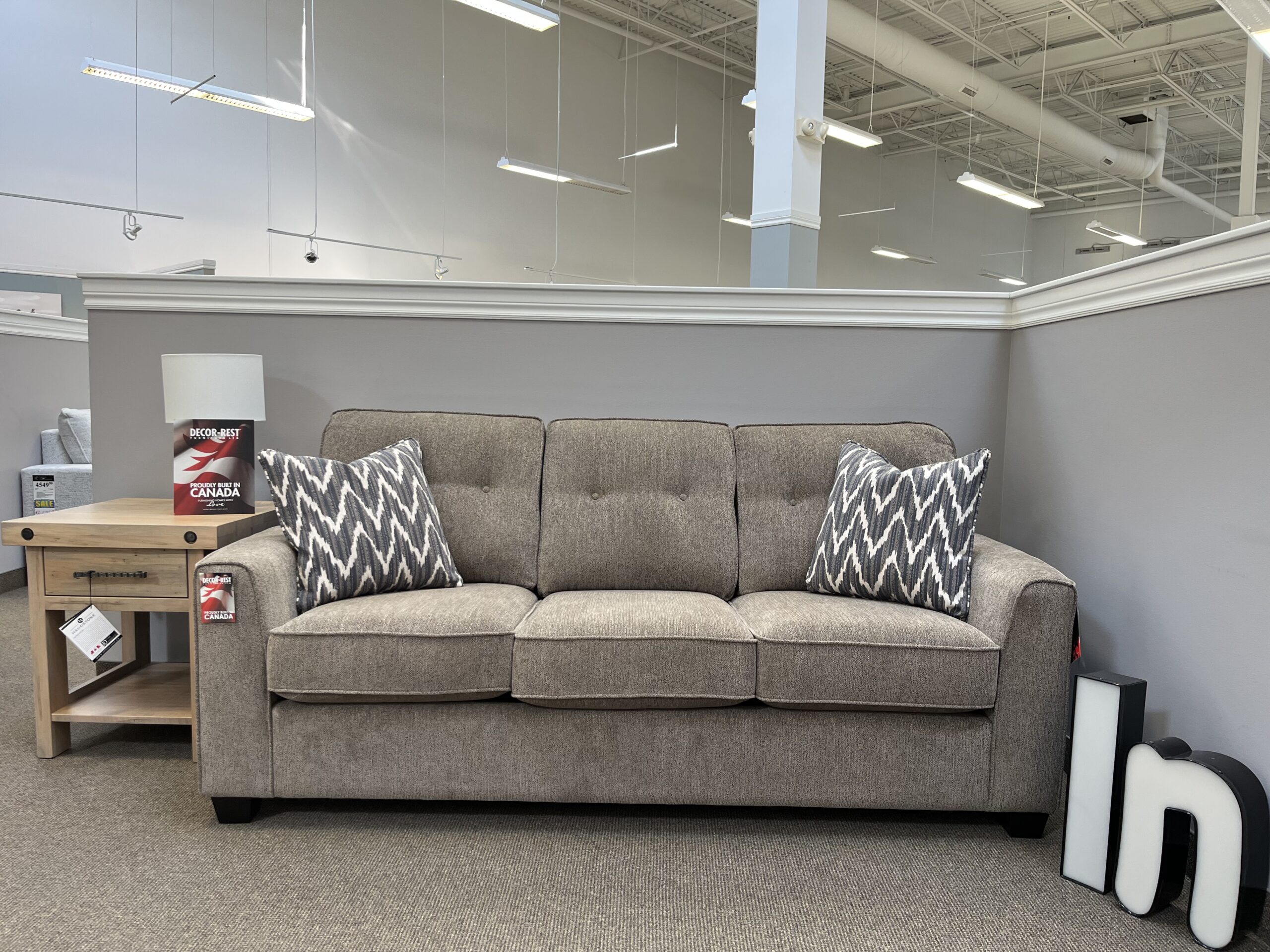 2967 Sofa by Decor-Rest - Image 3