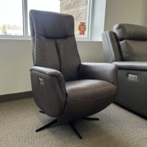 Q30 Swivel Pw Recliner Chair by Palliser