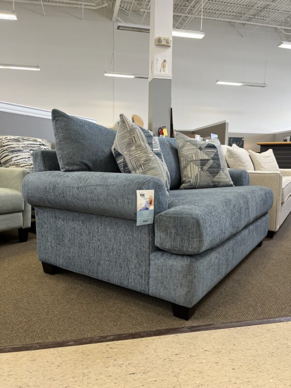 2360 Chair 1/2 by Decor-Rest - Image 3