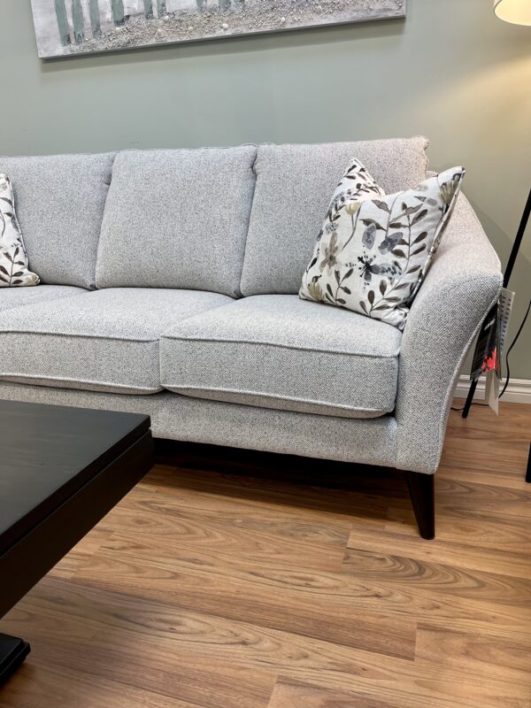 2142 Sofa by Decor-Rest - Image 3