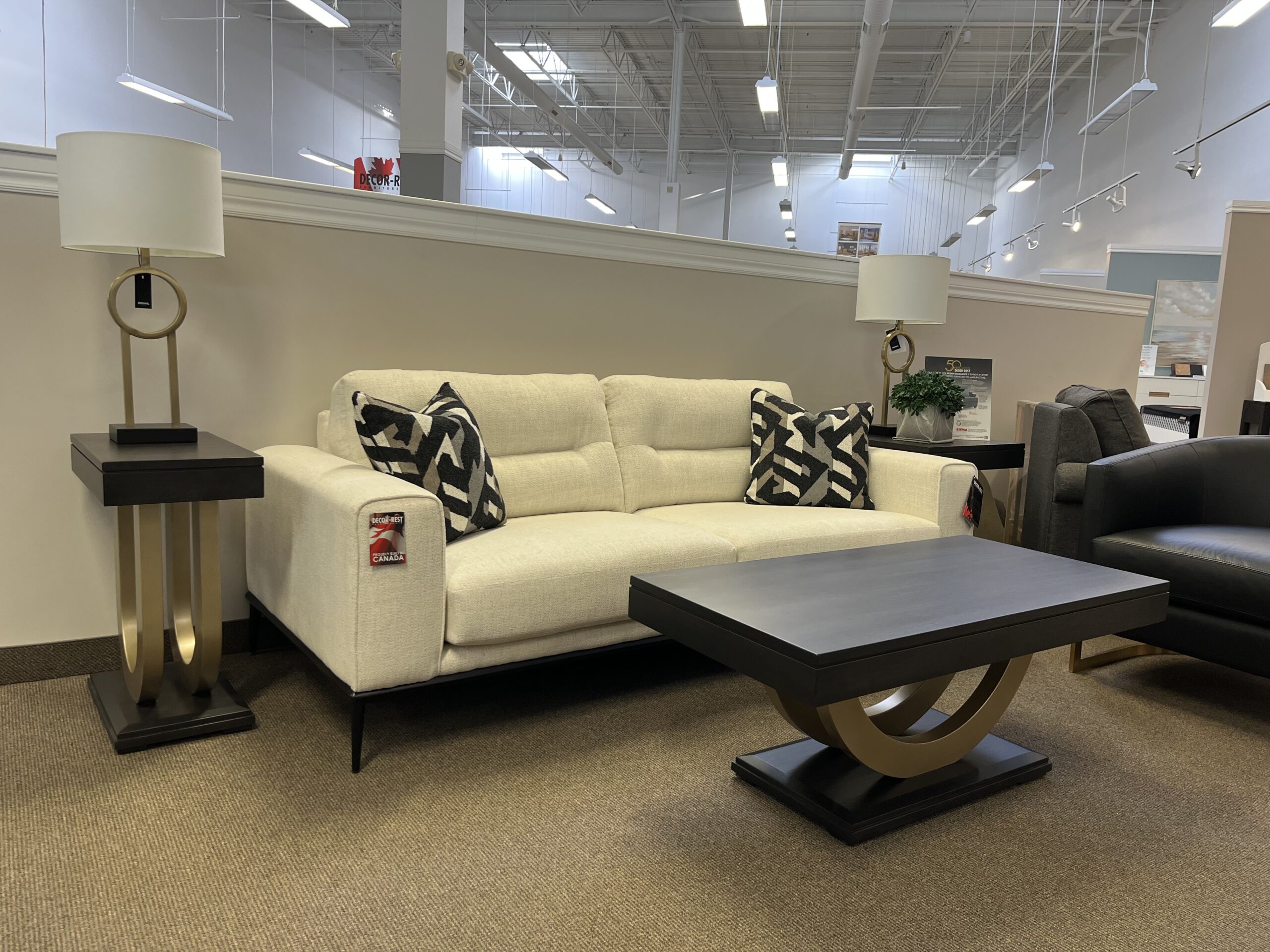 2030 Sofa by Decor-Rest - Image 5