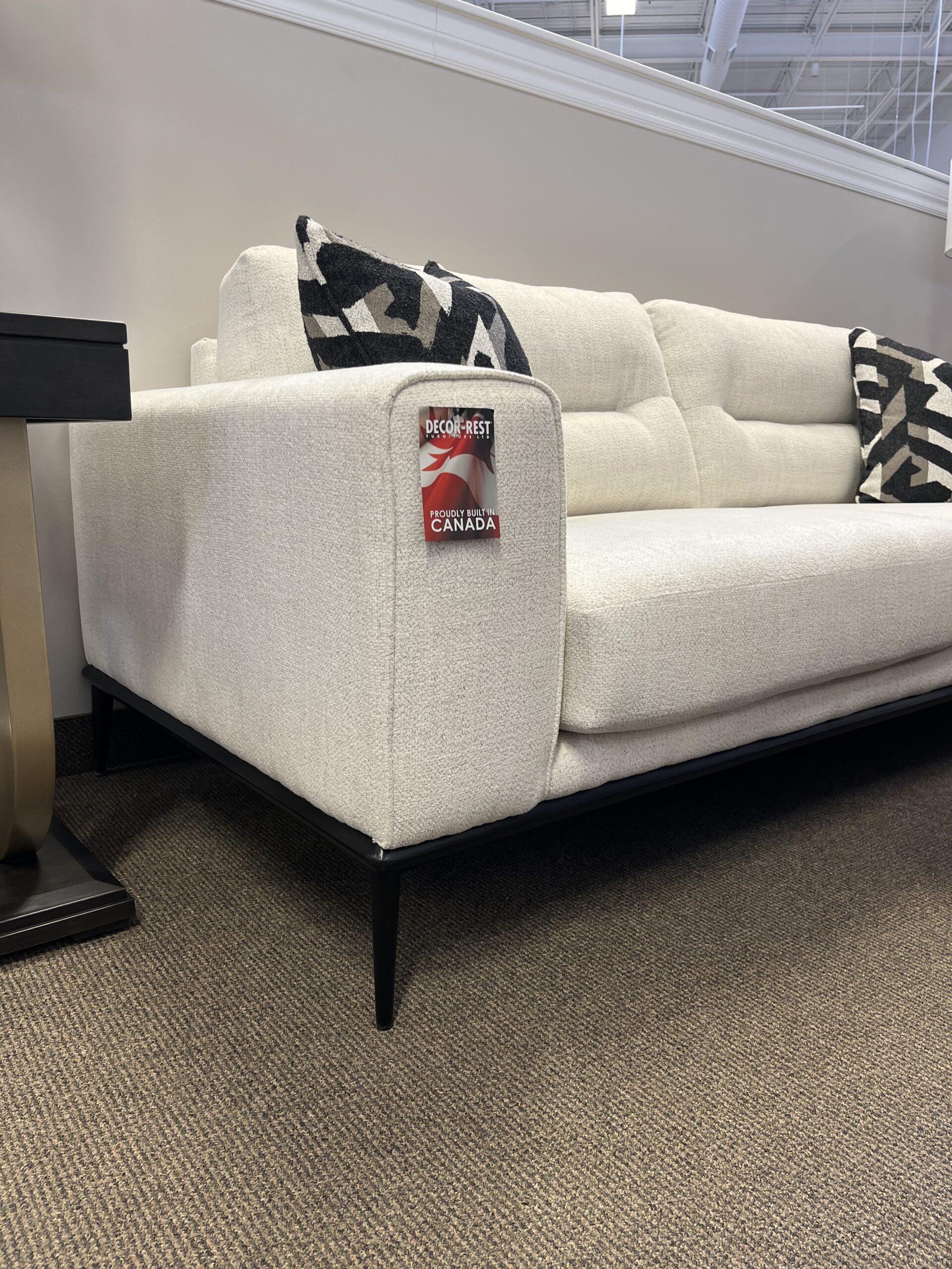 2030 Sofa by Decor-Rest - Image 2