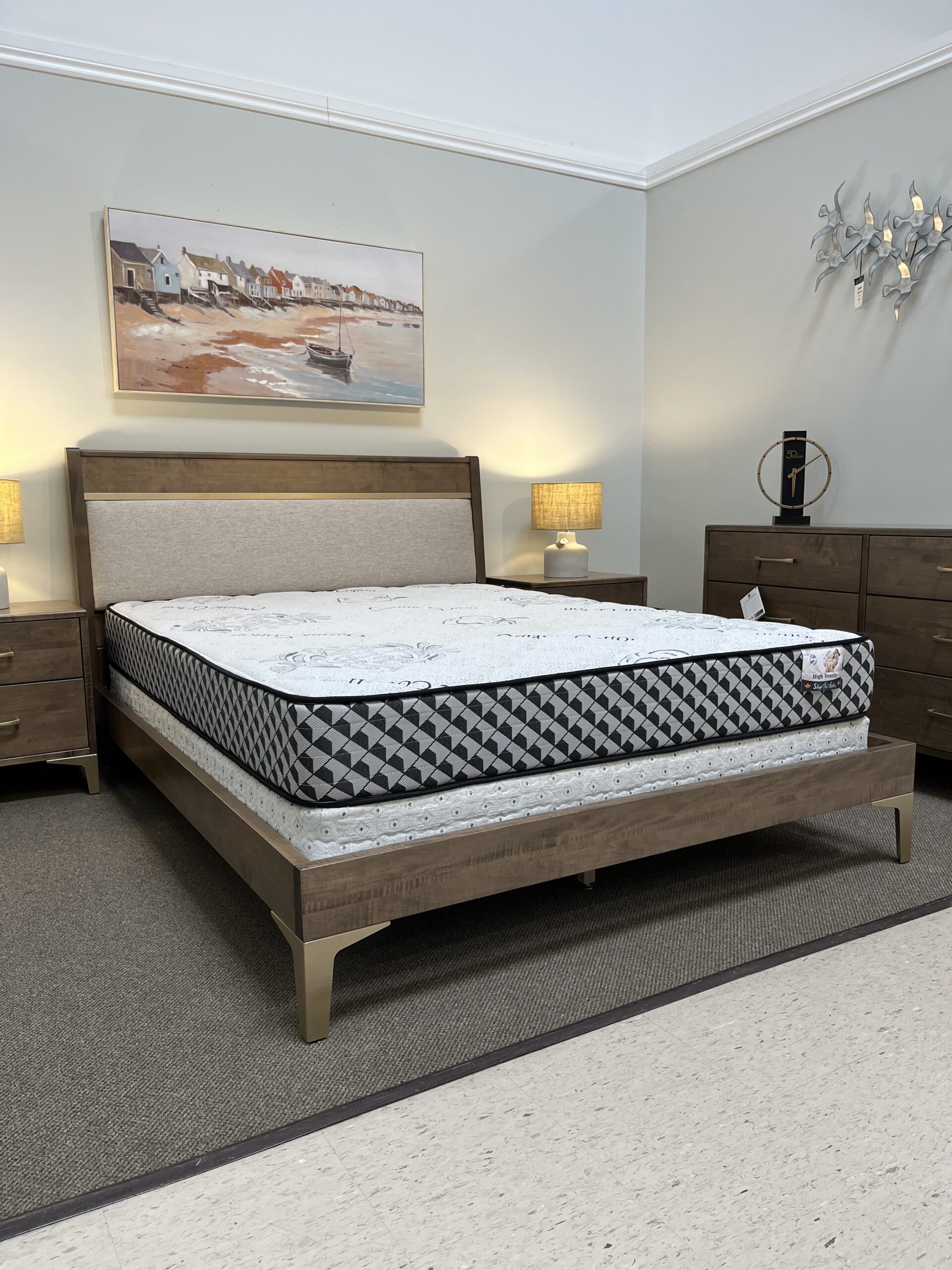 Queen Laguna Platform Bedroom Set by Handstone - Image 5