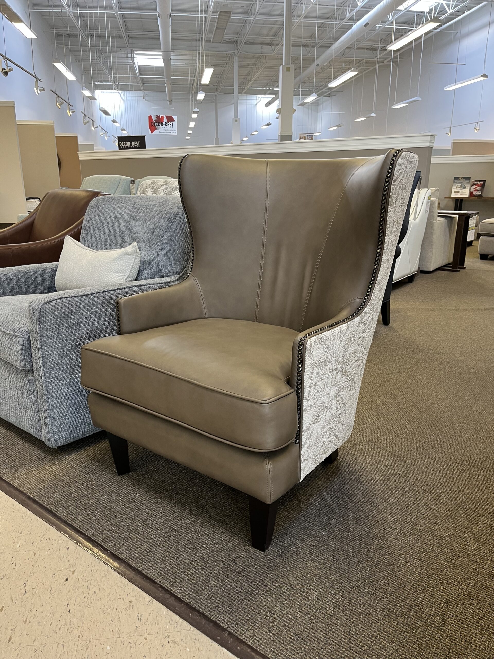 3492CLG Chair by Decor-Rest - Image 2